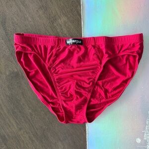 wirarpa Mens Cherry Red Briefs size Medium